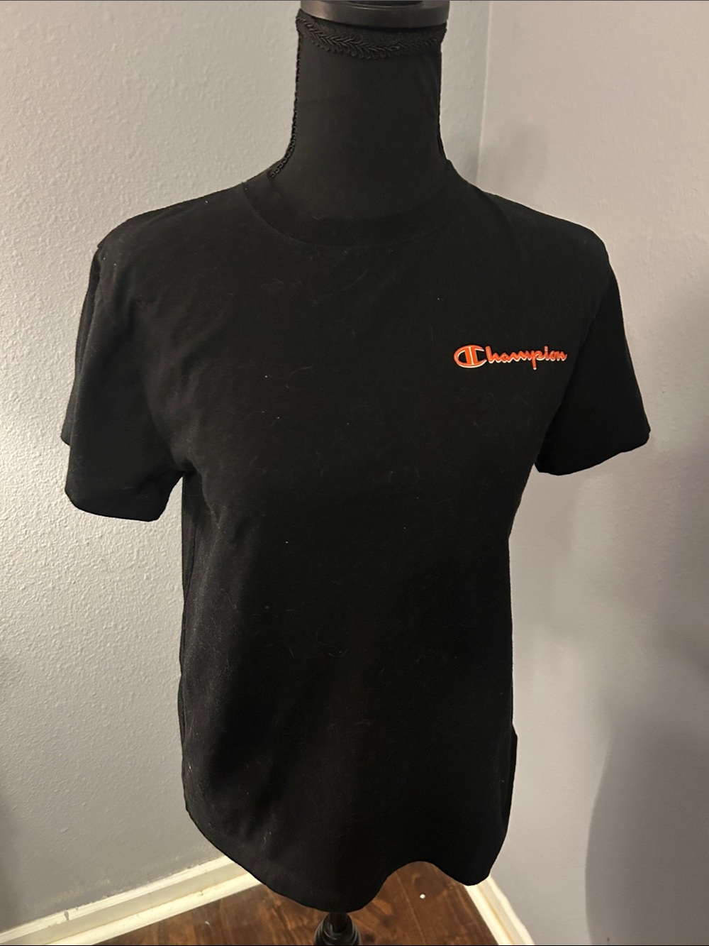 Champion Men Black Short Sleeve Tee with Orange Logo Size Medium